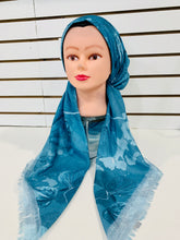 Load image into Gallery viewer, Lush Garden Petals Pretied