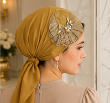 Load image into Gallery viewer, Golden Fan - Fancy Appliqué Triangle Tichel