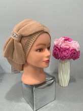 Load image into Gallery viewer, Rhinestone Studded Big Bow Beret