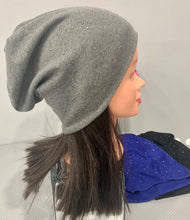 Load image into Gallery viewer, Diamond Studded Beanies 2.0
