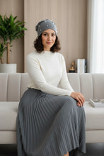 Load image into Gallery viewer, Spike Studded Warm Beanies