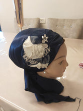 Load image into Gallery viewer, Fancy Party Triangle