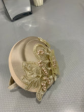 Load image into Gallery viewer, Fascinator Headband
