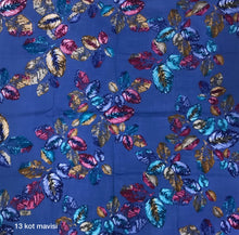 Load image into Gallery viewer, Gorgeous Leaves Squares - Cotton Nature Print