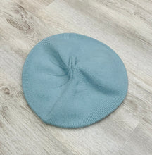 Load image into Gallery viewer, Super Soft Warm Beret