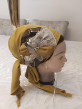 Load image into Gallery viewer, Fancy Party Triangle