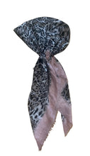 Load image into Gallery viewer, Dusty pink leopard print cotton pre-tied tichel fading to blush
