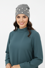 Load image into Gallery viewer, Cascading Pearl Beanie - Timeless Elegance Meets Everyday Comfort
