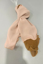 Load image into Gallery viewer, Full of Ruffles
