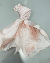 Load image into Gallery viewer, Full of Ruffles
