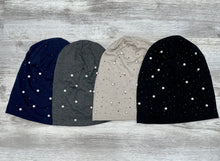 Load image into Gallery viewer, Cotton Pearl Beanies With Diamonds
